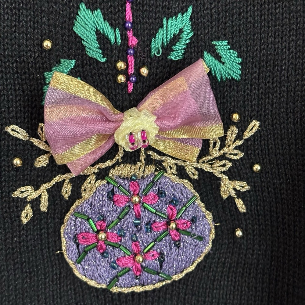 Vintage Cove Creek Christmas Sweater Women's Size Medium Embroidered Ornaments - Picture 8 of 8